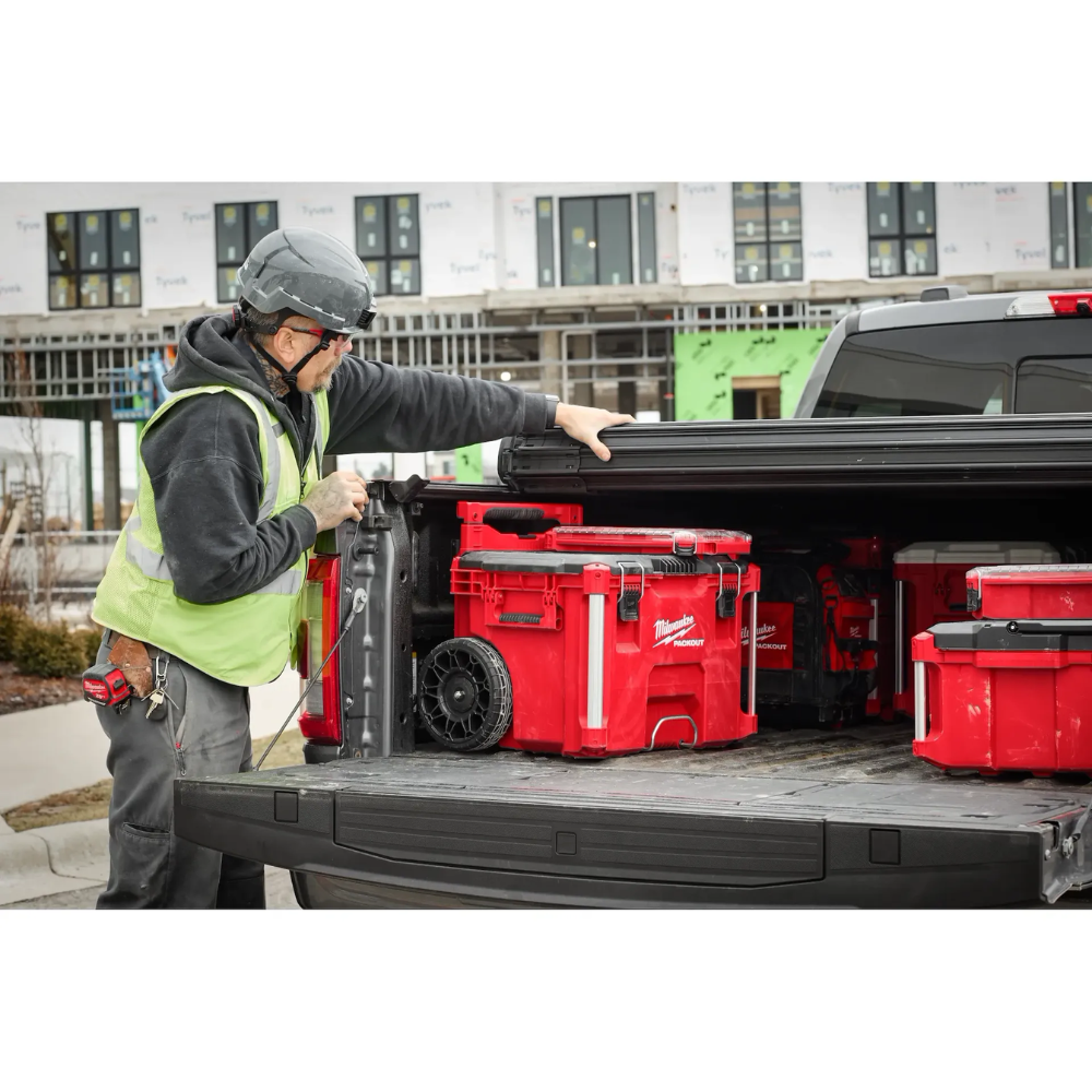 Caja de herramientas con ruedas PACKOUT™ -  Milwaukee 48-22-8427