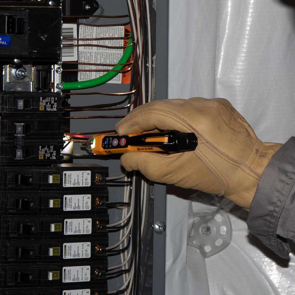 Probador de voltaje sin contacto de doble rango de 12-1000 V CA NCVT3P KLEIN TOOLS