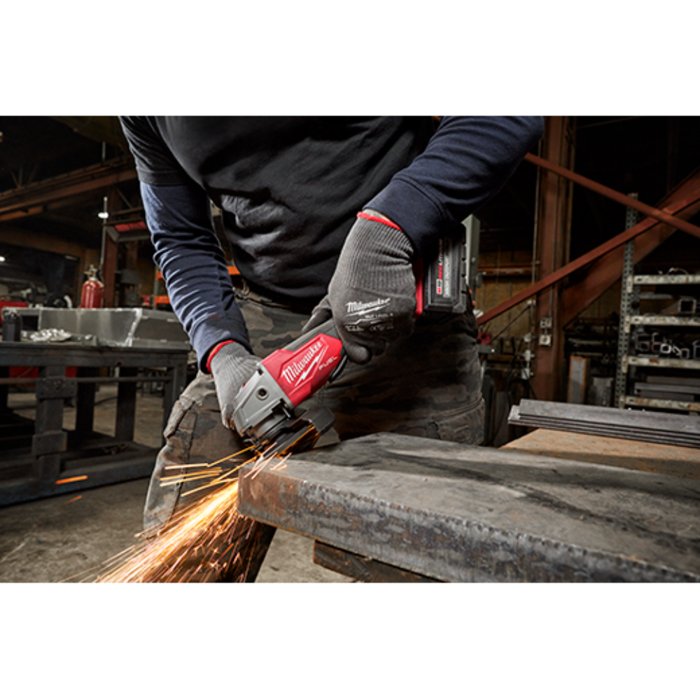 Pulidora con interruptor de paleta y freno M18 FUEL™ de 4-1/2"/5", sin bloqueo -  Milwaukee 2880-22